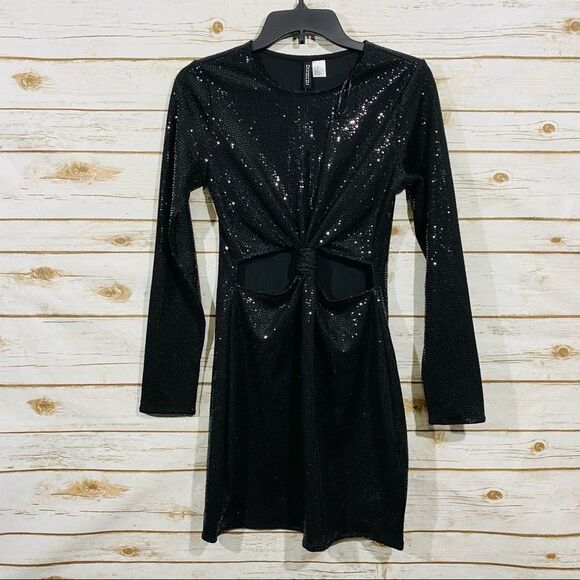 H&M women’s long sleeve black twist front dress Size M - Picture 2 of 7